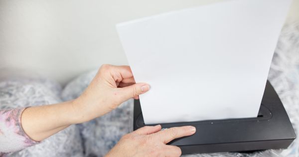 Automatic vs. Manual Feed Paper Shredders: Which Is Better?
